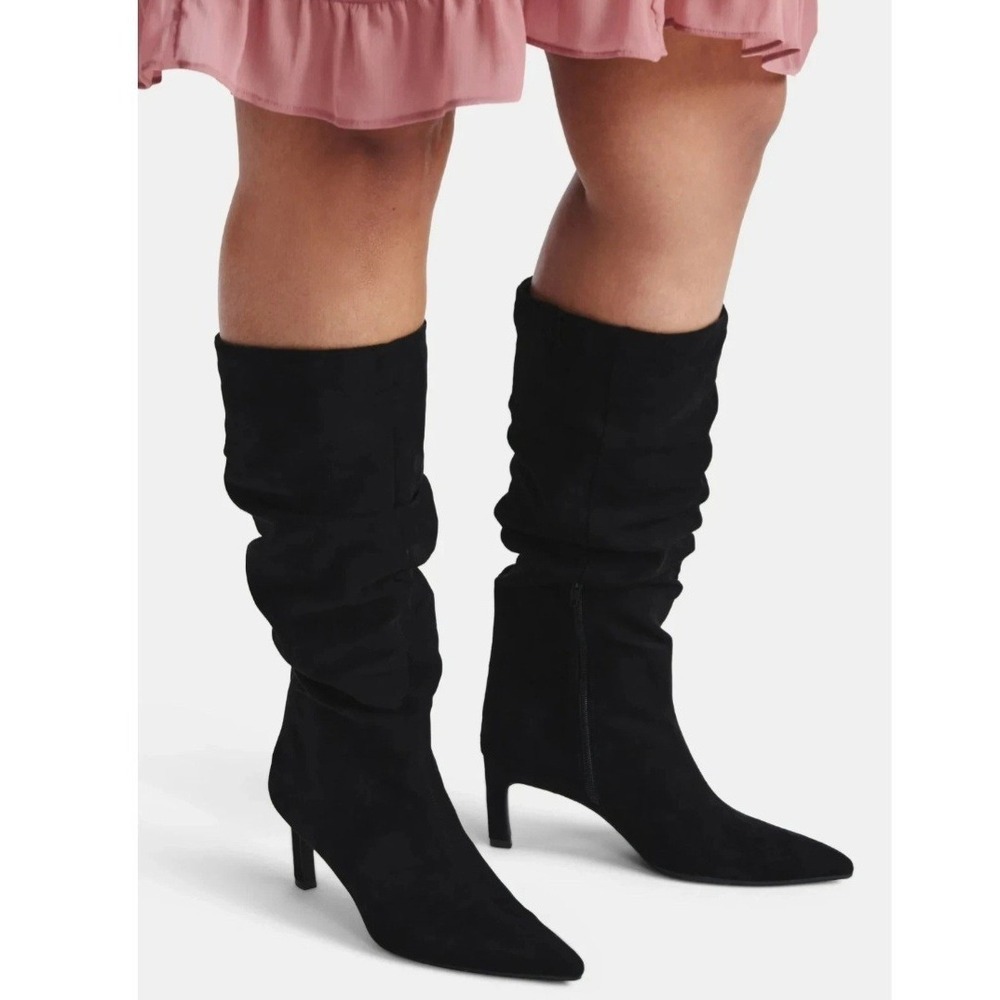 TIME AND TRU - SIZE: 10 WIDE - Faux Suede Slouch Kitten Heel Boots W/Memory Foam